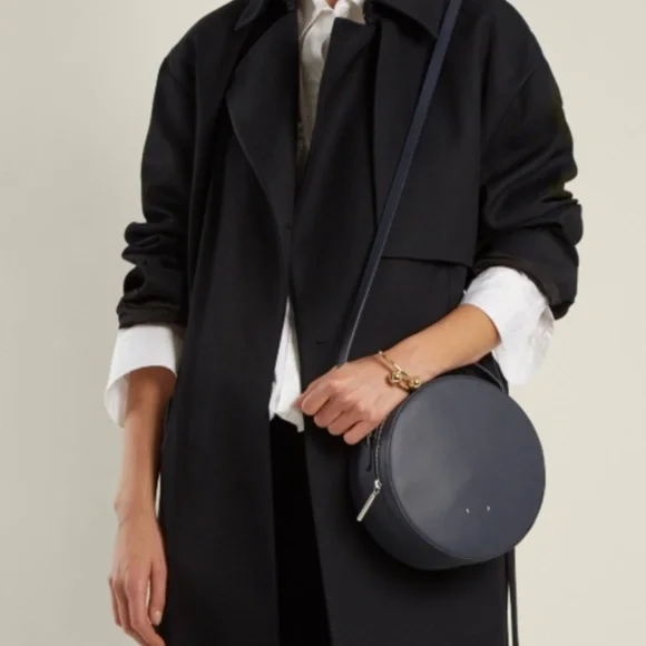 PB 0110 Round Cross-Body Bag - Picture 10 of 10